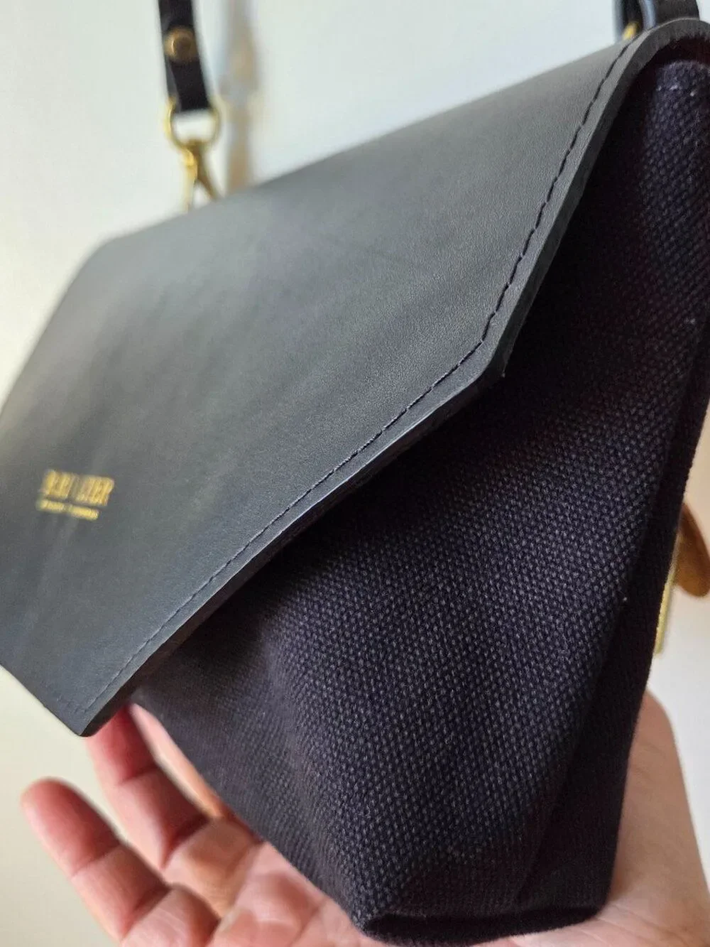 EUC LIKE NEW R. RIVETER PATTON BLACK LEATHER CANVAS MIX CROSSBODY BAG SMALL
